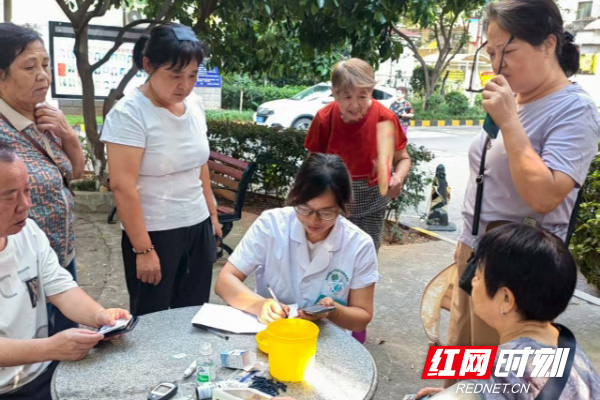 “健康锦囊”进圭塘，街坊邻里共赴“养生课堂”
